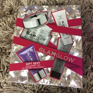 Glamglow skincare set - NEW